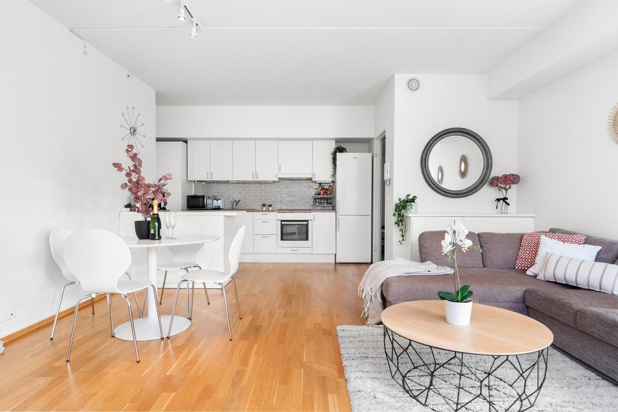 Top Floor With Balcony - Super Central - 5 Pax Oslo Exterior foto